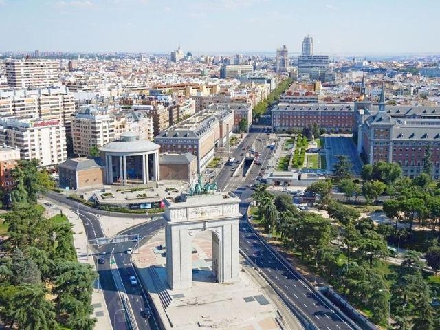 3 bedroom luxury Flat for rent in Madrid, Spain