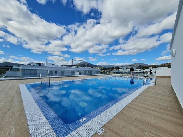 Luxury Flat for rent in Nueva Andalucia, Spain