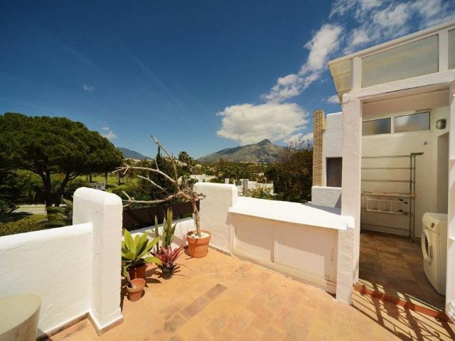 Luxury Flat for rent in Nueva Andalucia, Spain