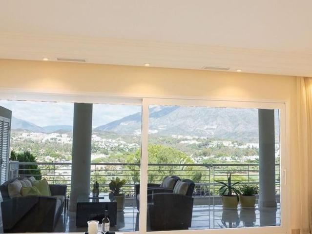 Luxury Flat for rent in Nueva Andalucia, Spain