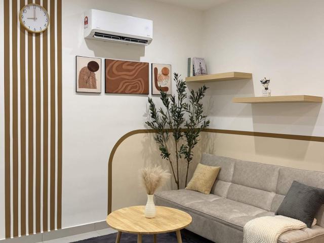 Luxury Fully Furnished 1 Bedroom | Bathtub | Balcony | Dorsett Waterfront Subang | Move In Ready