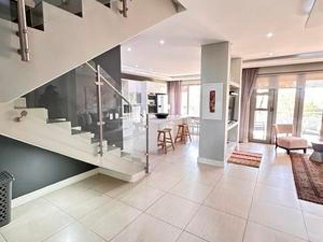 luxury fully furnished 3 bedroom pen.