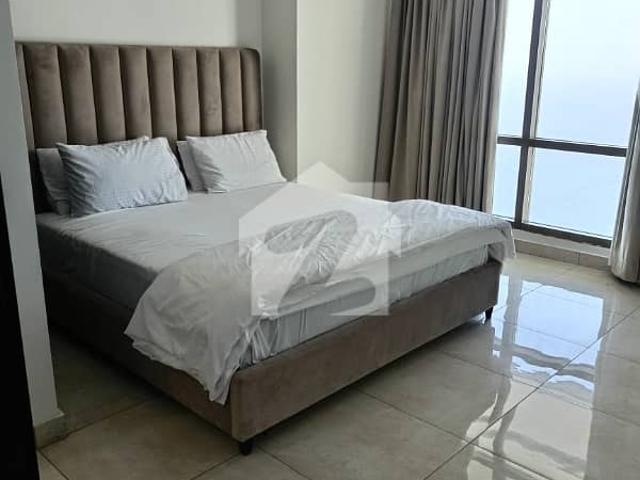 Luxury fully furnished 4 bedroom sea facing apartment for rent