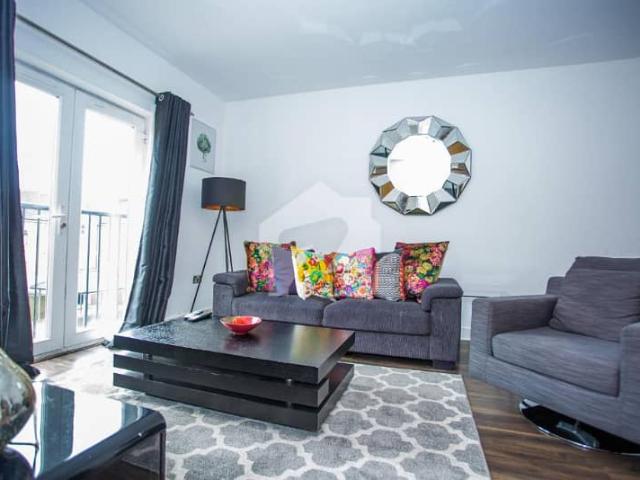 Luxury Furnished 2 Bedroom Apartment Available Monthly Rent In Gulberg Greens, Islamabad