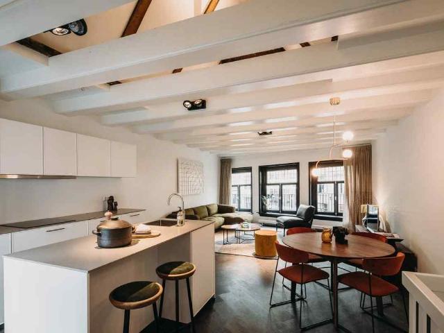 Luxury Furnished 2 Bedroom Apartment in Amsterdam City Centre