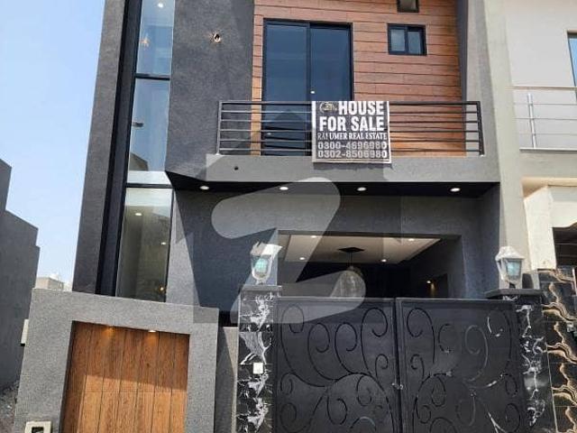 Luxury House 3 Marla House In Raiwind Road For sale At Good Location