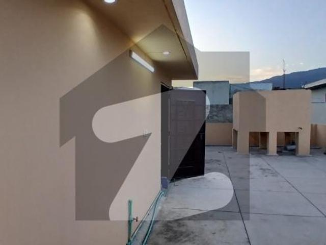 Luxury House 10 Marla E 11