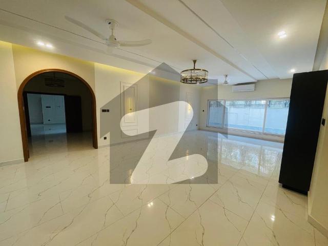 Luxury House Available For Rent F 7
