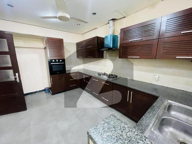 Luxury House Available For Rent F 7