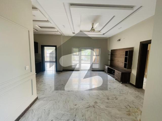Luxury House Available For Rent F 7