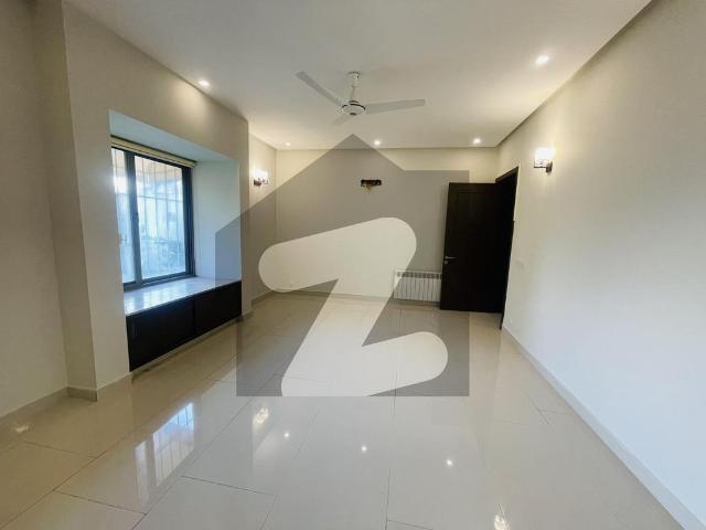 Luxury House Available For Rent F 6