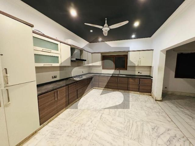 Luxury House for Rent Clifton Block 5