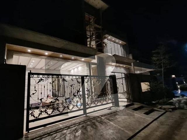 Luxury house for sale