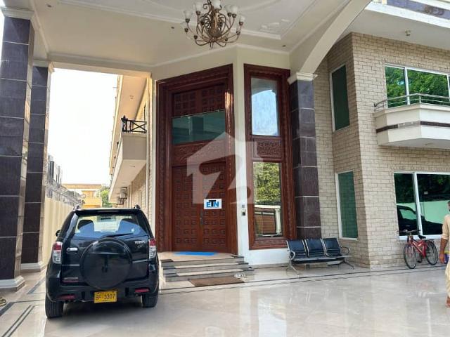 Luxury house for sale f 6/4 islamabad agah khan road