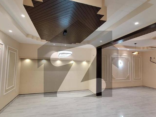 Luxury house for sale saeed colony