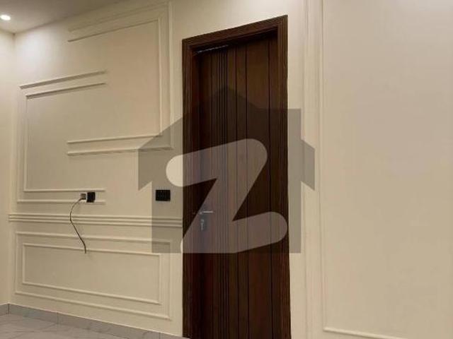 Luxury house for sale Royal Orchard