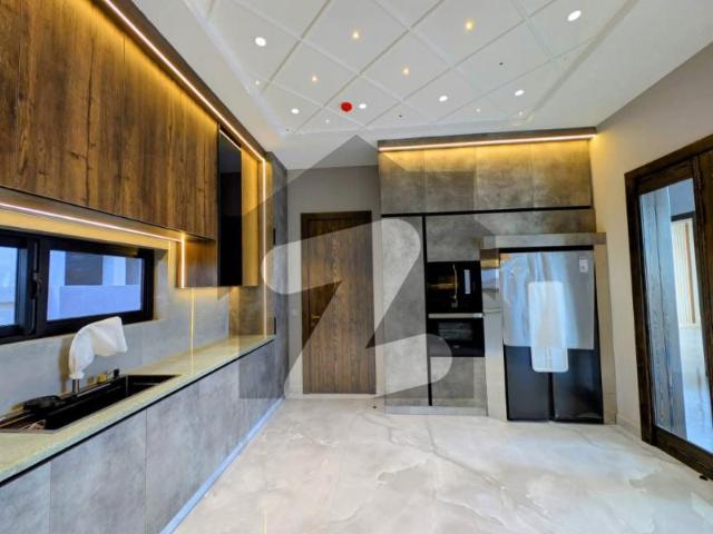 Luxury House For Sale, Triple Story House For Sale. 3 Gas Meter & 3 Electricity Seperate Meter B. Prime Location This House In Soan Garden Block H