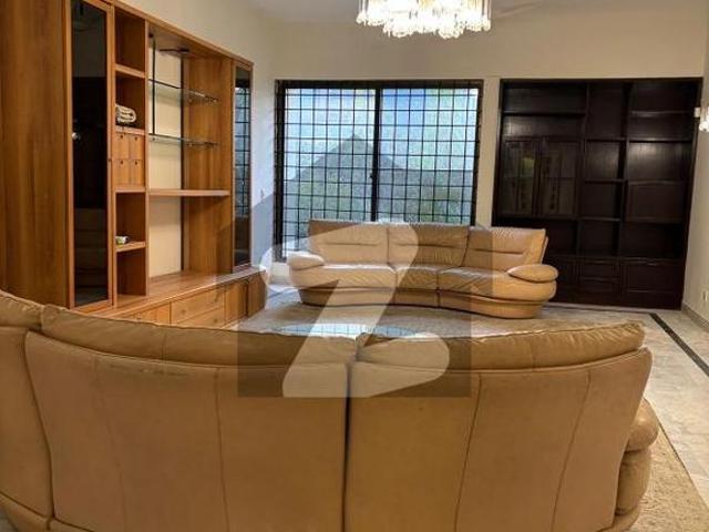 Luxury House On Sell PECHS Block 6
