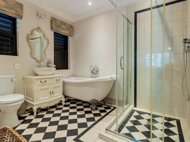 Luxury home on magnificient equestrian property