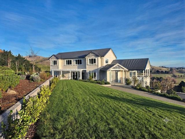 Luxury Hillside Living with Panoramic Views 7 Kapuka Lane, Halswell