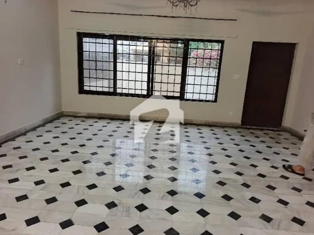 Luxury Independent Family House Available For Rent F 11/1, Islamabad