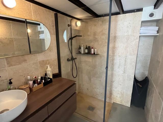Luxury loft in the heart of Paris, Paris Amsterdam Apartments for Rent
