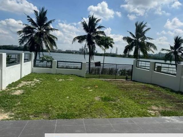 Luxury Lake View Townhouse Ground Floor Taman Tasik Prima Puchong Gated & Guarded
