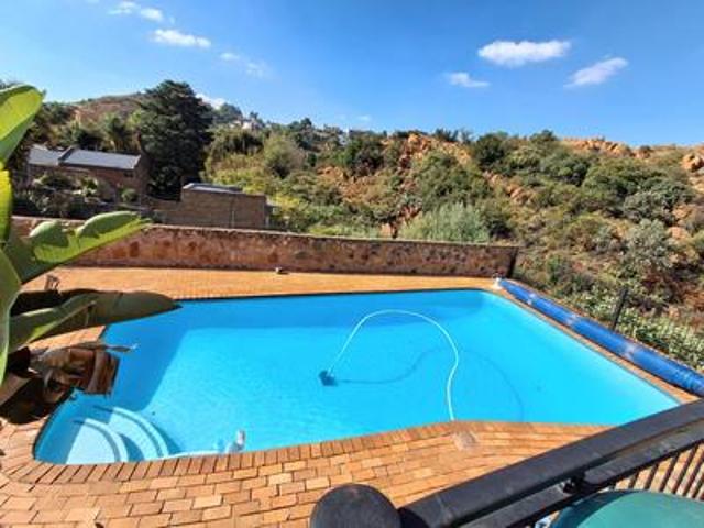 luxury living in oakdene hills! prim.