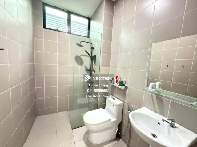 Luxury Living in JB Best Price in Market Fully Renovated & Partial Furnished