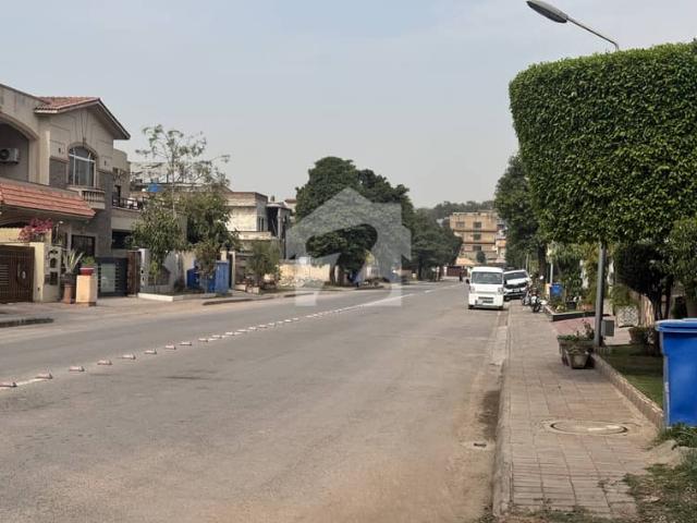 Luxury Living Spot Kanal Plot Phase 4 | Utilities Paid | Ready to Build Plot For Sale