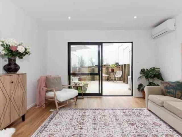 Luxury Living: The Secret Garden – Your Priv.
