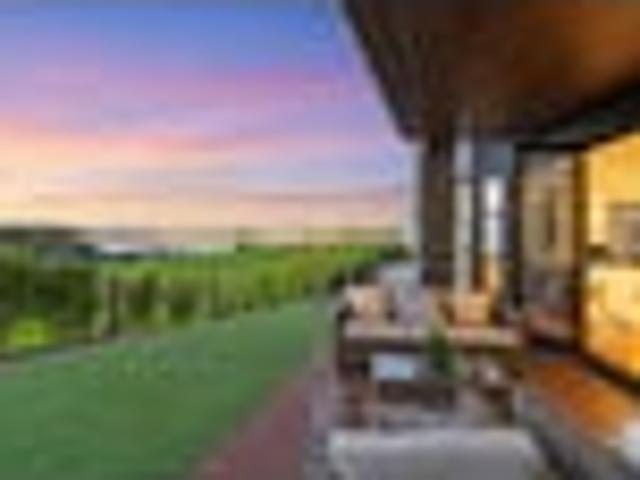 Builder's masterpiece with uninterrupted views