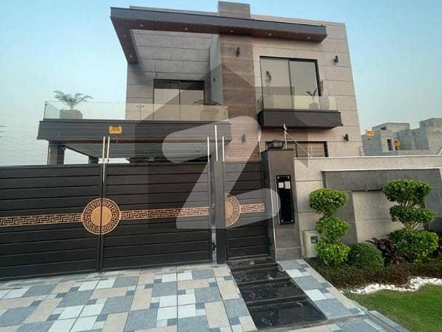 Luxury Living 10 Marla Beautiful Lush Bungalow In DHA Phase 7 Prime Location