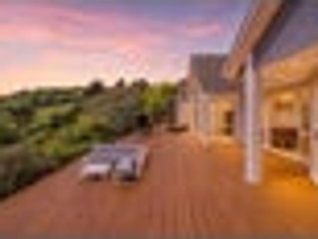 Luxury Lifestyle meets Horizon Views!