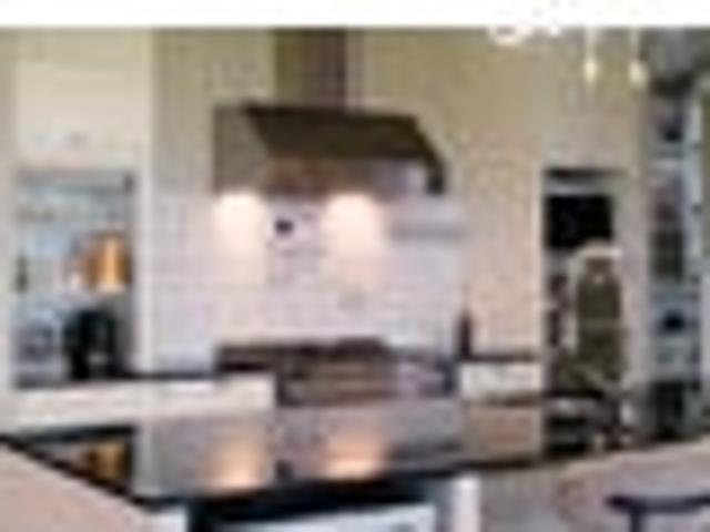 ACT FAST: Panoramic Views & Motivated Vendors!