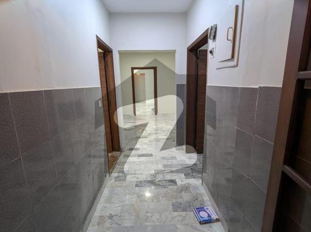 In DHA Phase 5 Of Karachi, A 2200 Square Feet Flat Is Available DHA Phase 5
