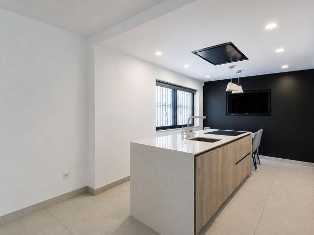 Luxury Semidetached House for rent in Marbella, Andalusia