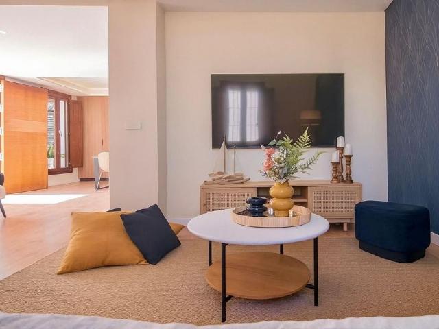 Luxury Semidetached House for rent in Valencia