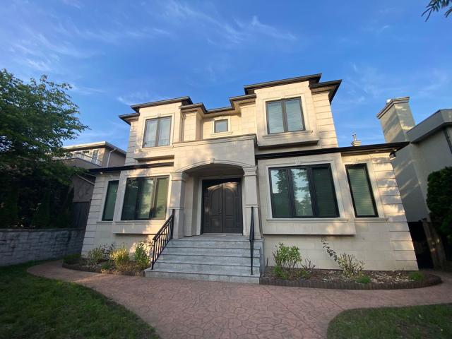 Luxury & spacious 2 bedroom basement for rent in Cambie and W49th