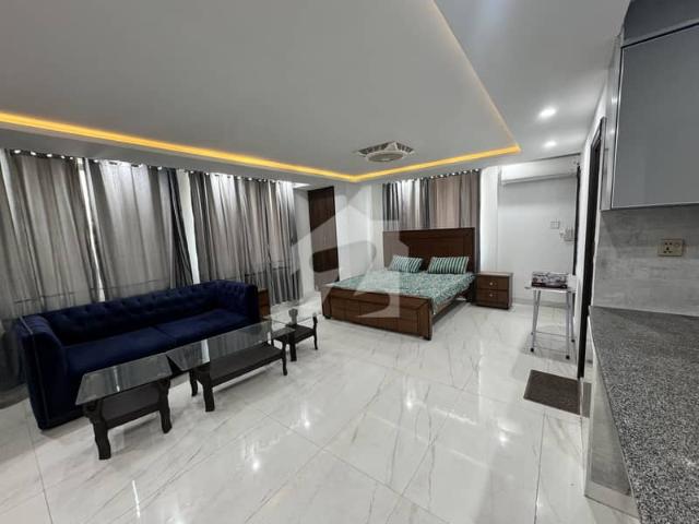Luxury Studio Apartment Available