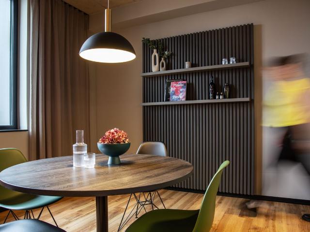 Luxury Studio Apartment in Leverkusen, Leverkusen Amsterdam Apartments for Rent