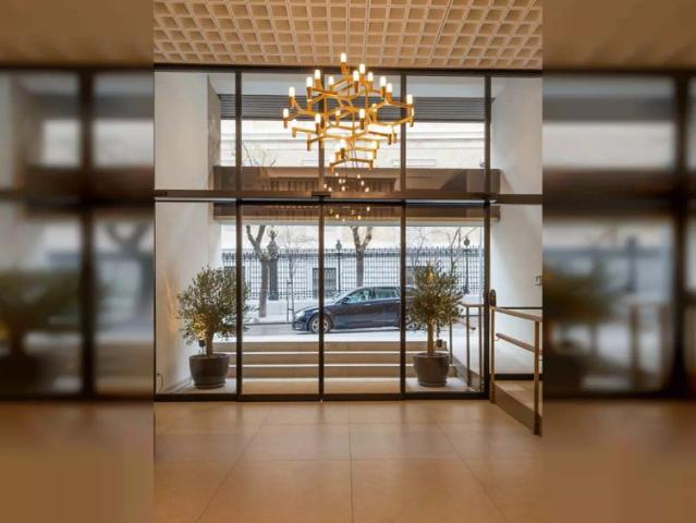 Luxury Studio in Recoletos Madrid with view to the National Library