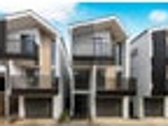 LUXURY Standalone House With Sea View & Garage