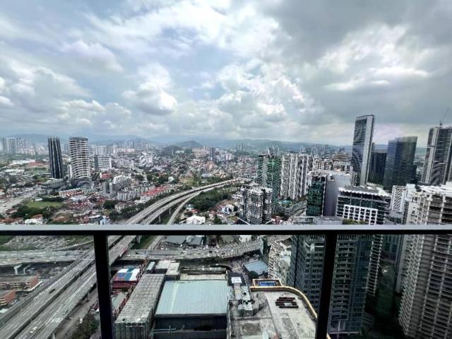 Luxury Stay at KLCC Skyline | Royce Residence KLCC