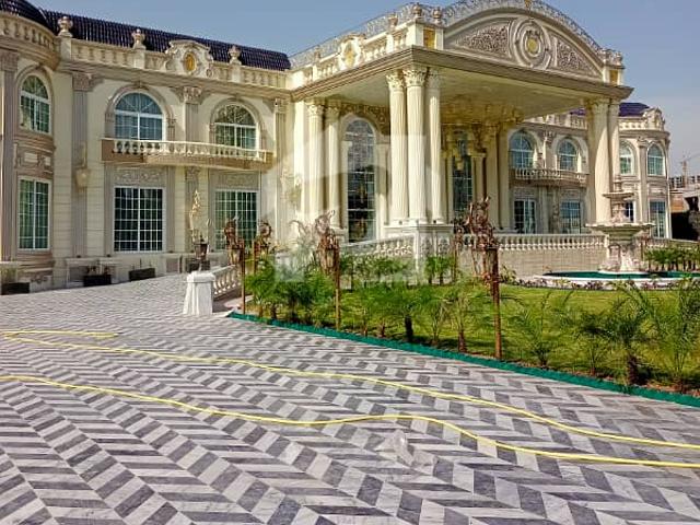 Luxury Palace Farm House Available For Sale In Gulberg Green Islamabad