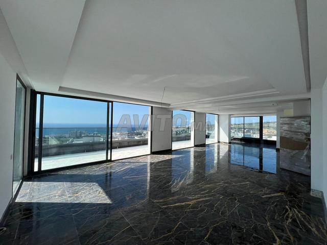 Luxury penthouse à louer – Malabata, Tanger