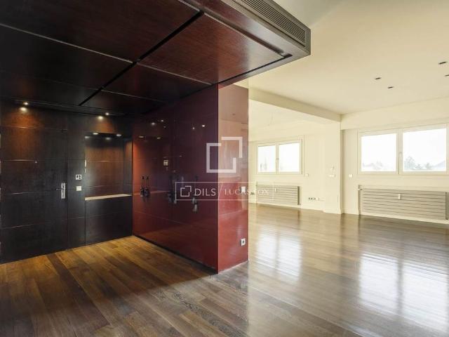 6 bedroom luxury penthouse for rent in Madrid, Spain