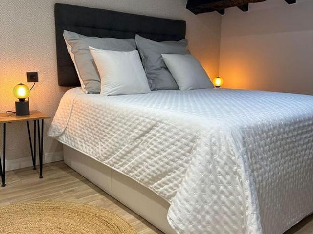 Luxury penthouse for rent in Bilbao, Spain