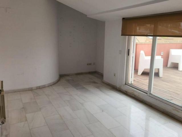 Luxury penthouse for rent in Valencia, Spain