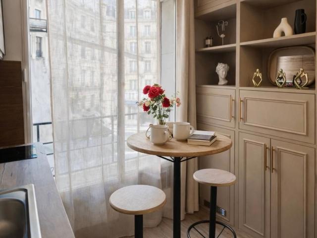 Luxury Room on the Champs Élysées